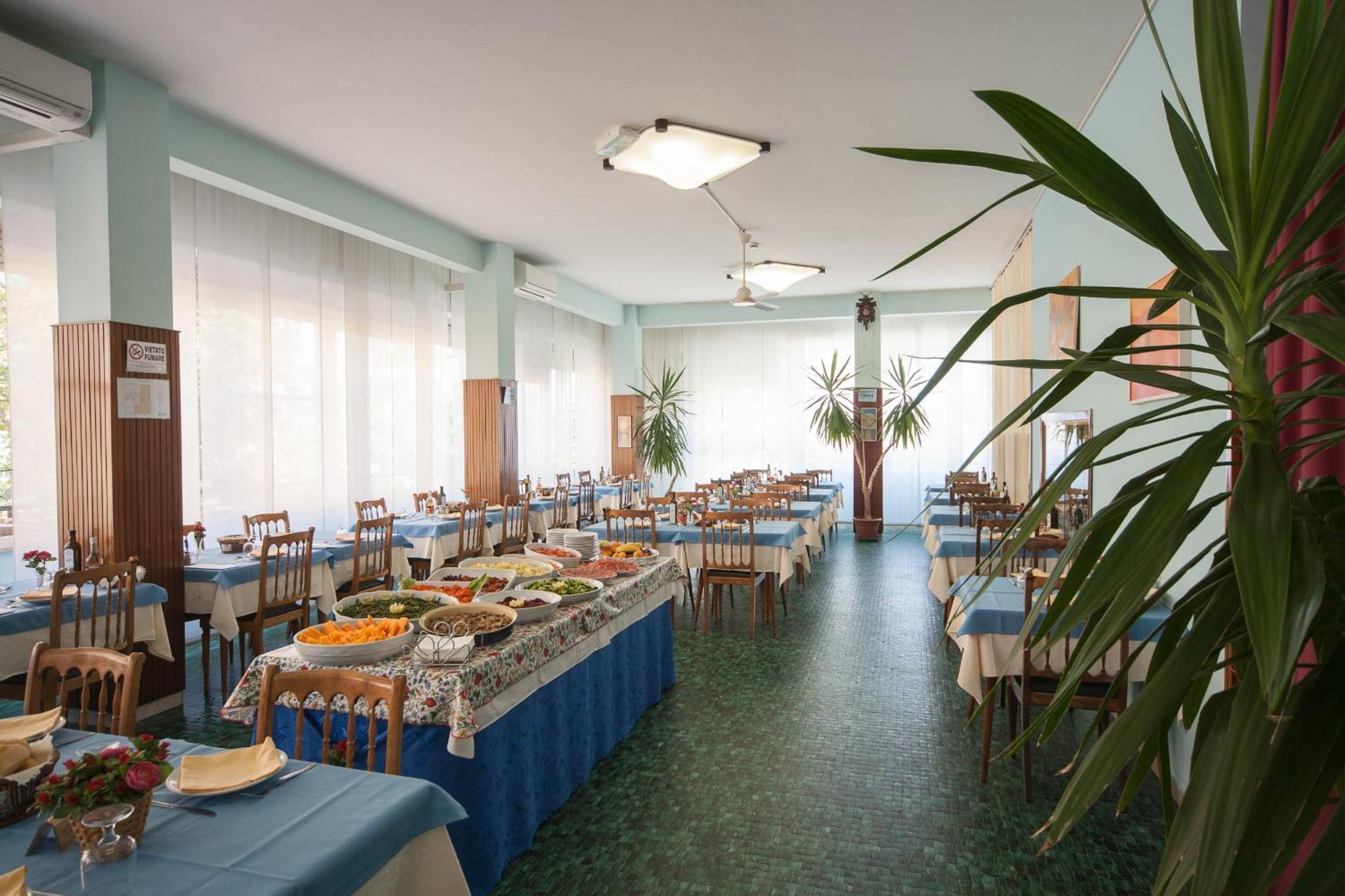 ريتشوني Hotel Madison المظهر الخارجي الصورة